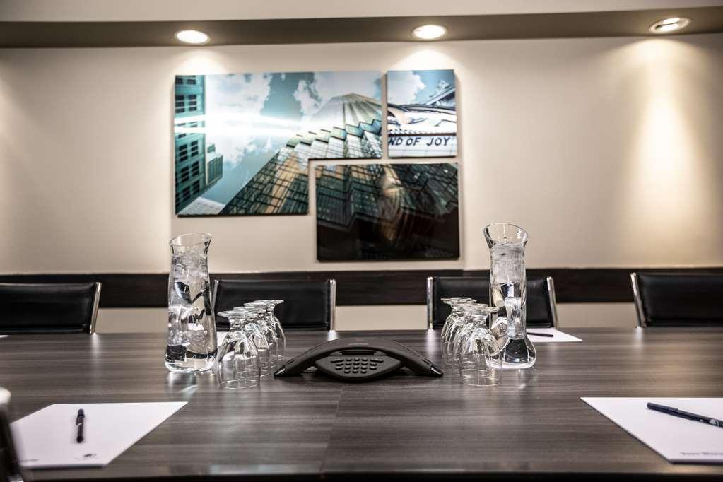 Doubletree By Hilton Roseville Minneapolis Facilities photo